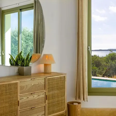 Βίλα Serene With Stunning Sea Views - 1 Bedroom & Plunge Pool