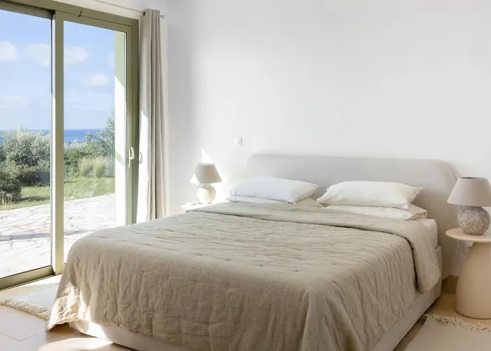 Вилла Serene With Stunning Sea Views - 1 Bedroom & Plunge Pool
