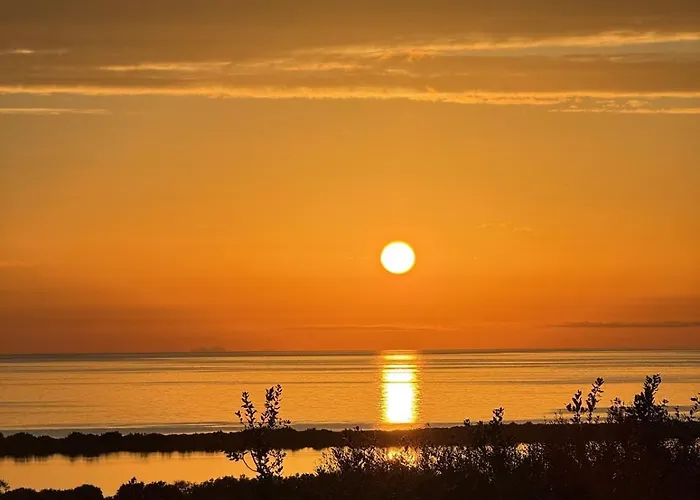 Вилла Serene With Stunning Sea Views - 1 Bedroom & Plunge Pool