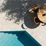 Serene With Stunning Sea Views - 1 Bedroom & Plunge Pool Vragkaniotika